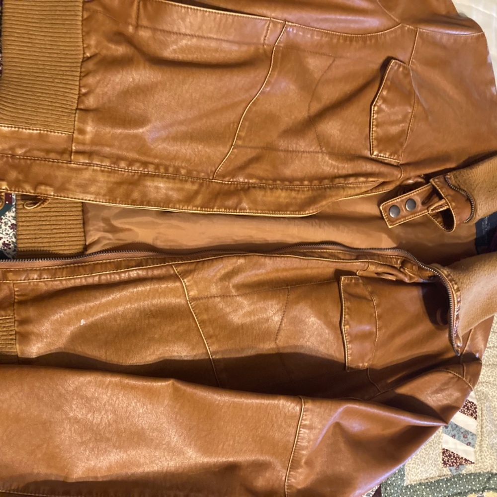 Jacket - Picture 6 of 6